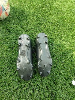 44.5 Botas futbol Adidas Predator