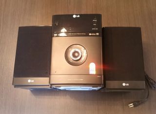 Mini Cadena de Sonido LG