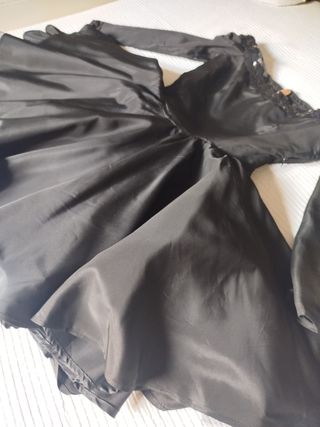 Vestido fiesta sexy escote ombros.