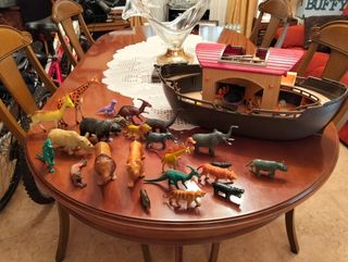 Arca y animales , juguetes