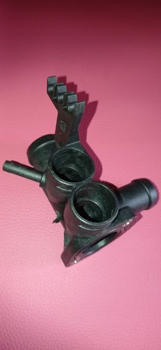 Toma agua Volkswagen Golf, Jetta, Seat, Audi.