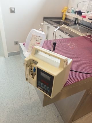 2 Bombas de infusión Hospira