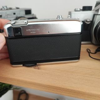 Yashica half 17 Ee Rapid