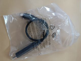 Adaptador de cable USB-C a HDMI sin abrir