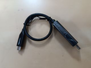 Adaptador de cable USB-C a HDMI sin abrir