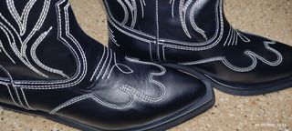 Botas altas nuevas