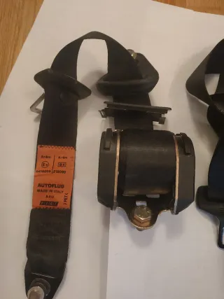 Cinturónes de seguridad de coche, furgoneta, etc.