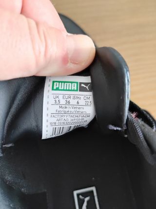 Zapatillas Puma, número 36