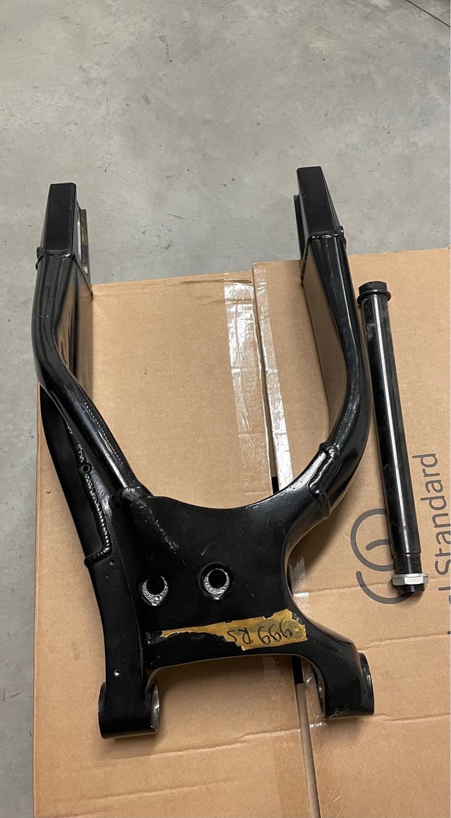 Forcellone Bursi Ducati 999 e ricambi