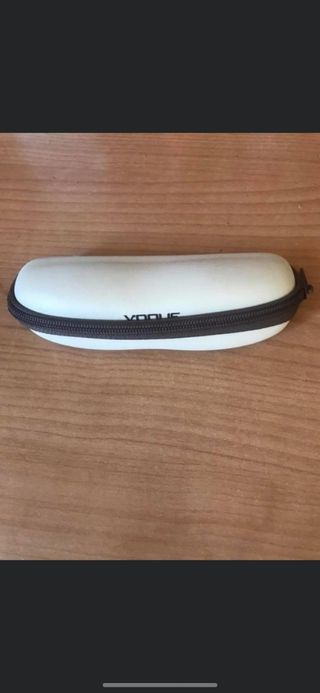 Custodia per occhiali Vogue