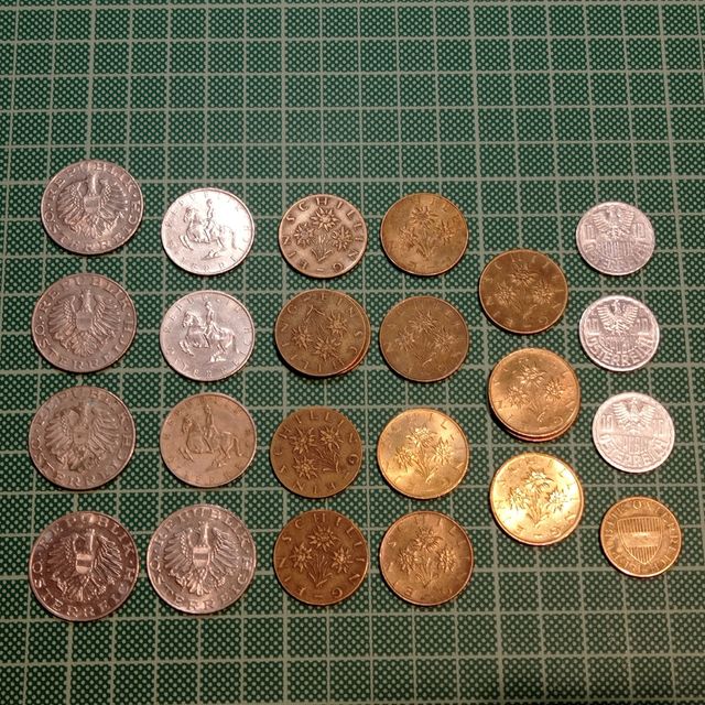 Lote de 25 monedas austriacas