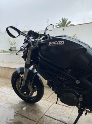 Ducati monster black edition 696 A2