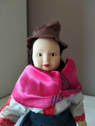 Bambolina in ceramica - Ecuador