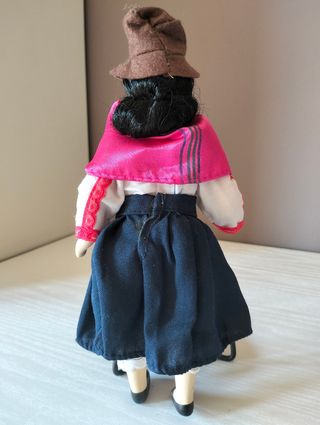 Bambolina in ceramica - Ecuador