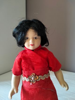 Bambolina in ceramica - Cina