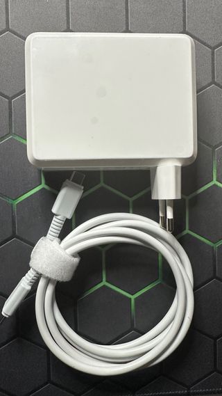 Cargador 140W USB C