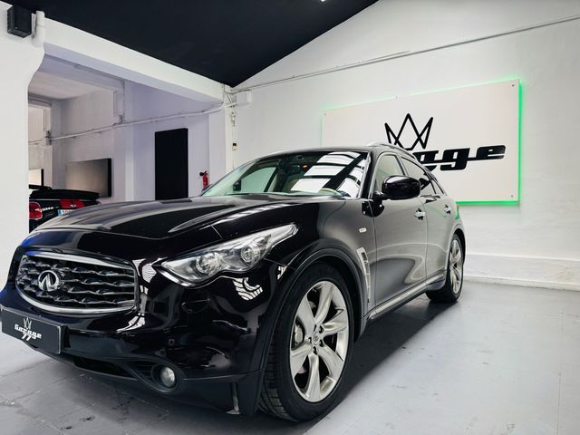 Infiniti FX50 2011