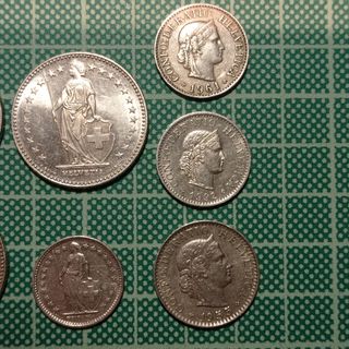 7 monedas suizas 