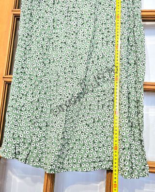Falda midi aberturas floreada viscosa verde hym
