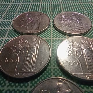 7 monedas de liras italianas