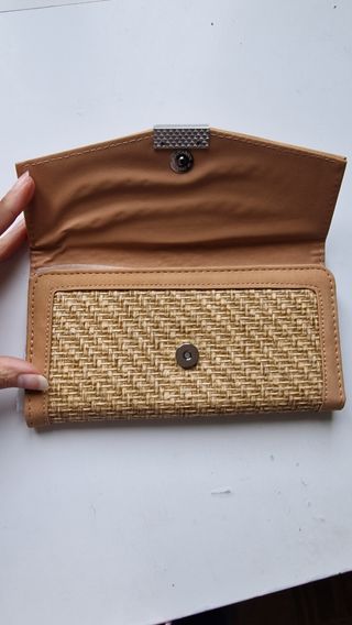 Monedero marrón sin estrenar 