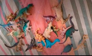 Set dinosauri piccoli vari