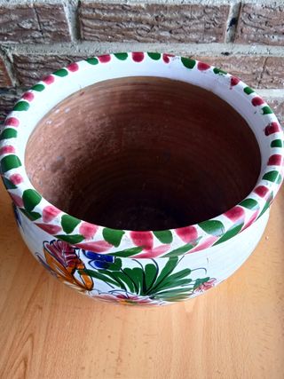 Maceta de barro vintage