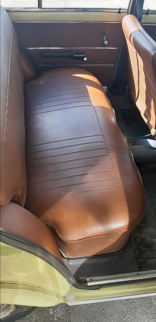 SEAT 124 primera serie familiar 1970