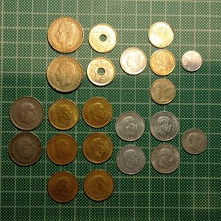 Lote de 22 monedas de España 