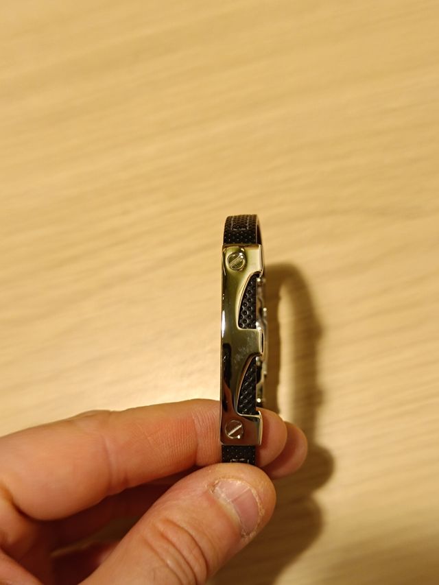 Pulsera de piel y acero inoxidable