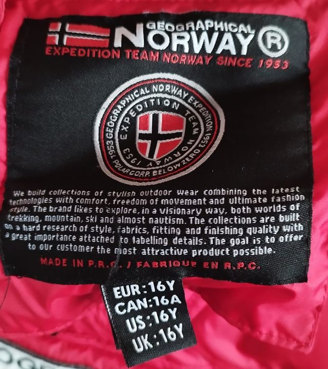 Parka Geograficals Norway roja .