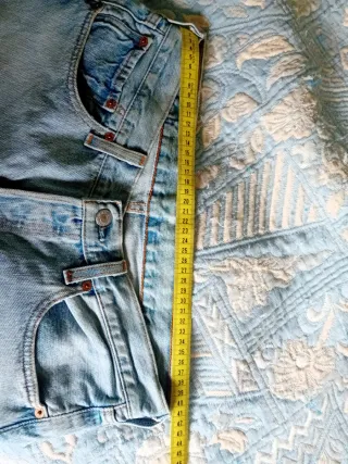 Pantalón levis