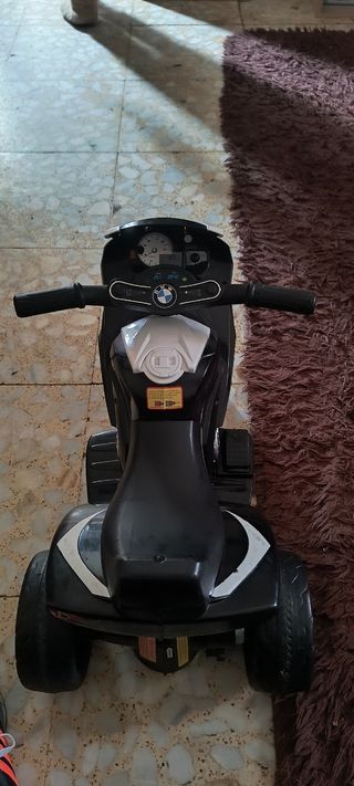 Moto eléctrica niño