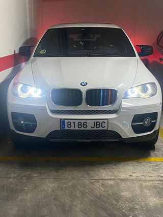 BMW X6 2011
