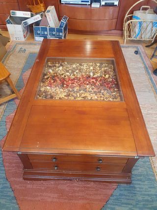 Mesa de centro de salon. Calidad