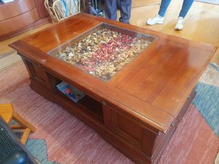 Mesa de centro de salon. Calidad