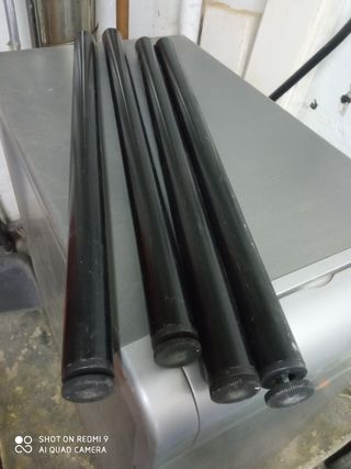 Patas extensibles y anclaje a mesa de ikea
