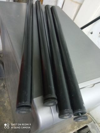 Patas extensibles y anclaje a mesa de ikea