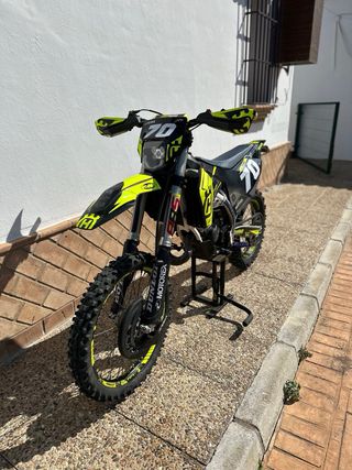 Husqvarna TC 125 MATRICULADA