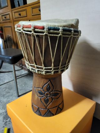 Bongo djembe africano