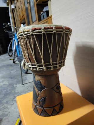 Bongo djembe africano