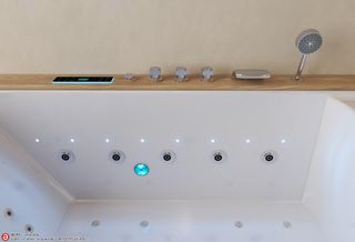 Bañera Hidromasaje Jacuzzi ITACA CLEAR WOOD