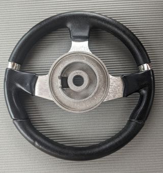 Volante desplazado plano