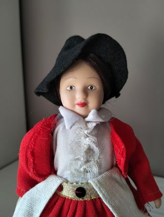 Bambolina in ceramica - Cile