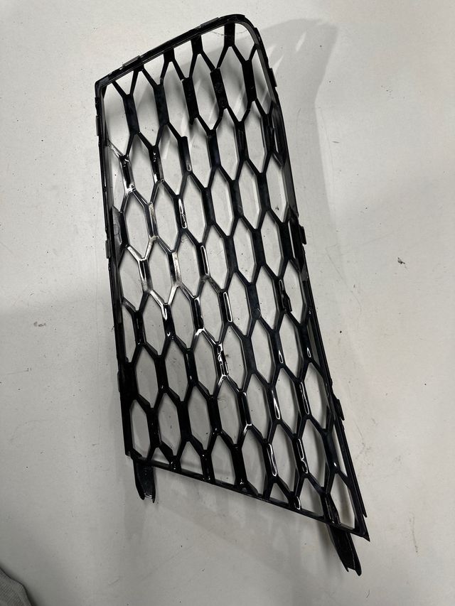 Audi Rs6 b7 cubierta 4GO807681 S