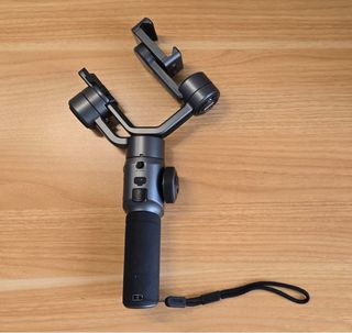 Gimbal Zhiyun Smooth 5 Combo