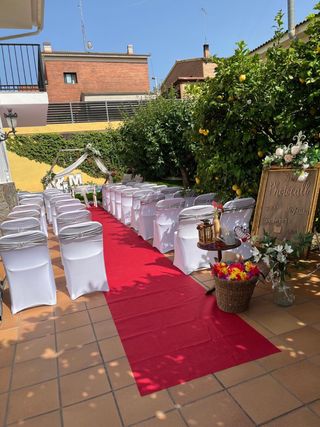 Alquiler sillas blancas plegables