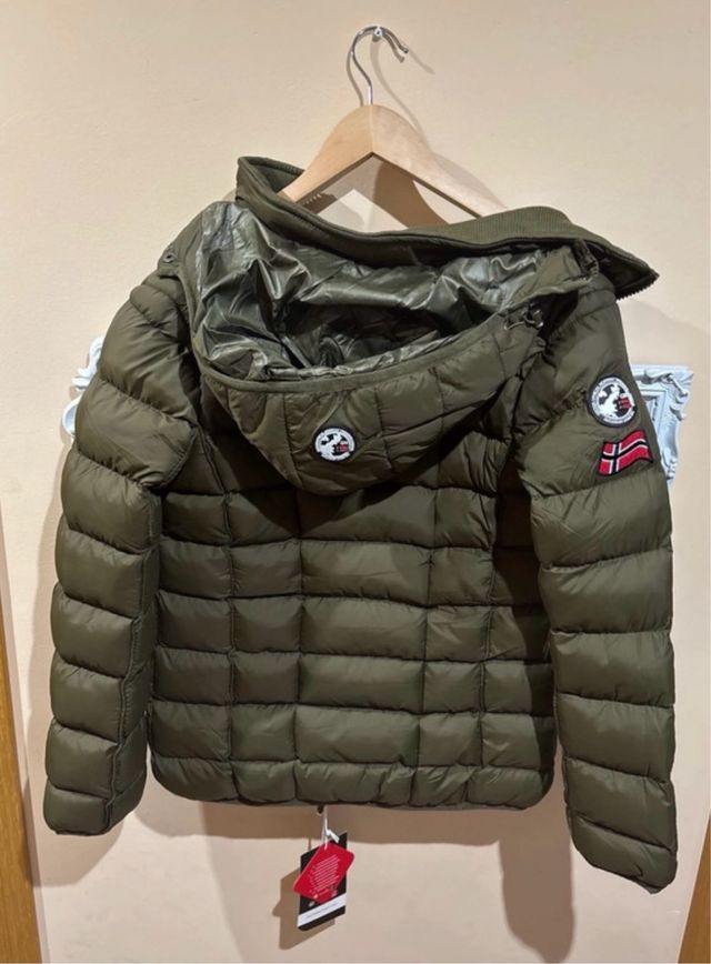 Plumas Geographical Norway