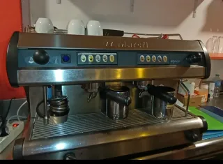 Macchina da caffè industriale. Funziona perfettamente