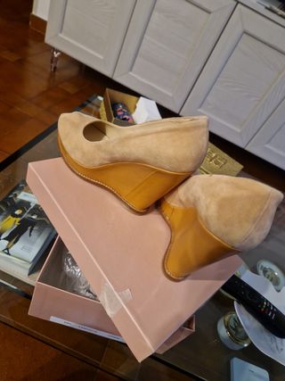 Scarpe open toe in camoscio color cipria